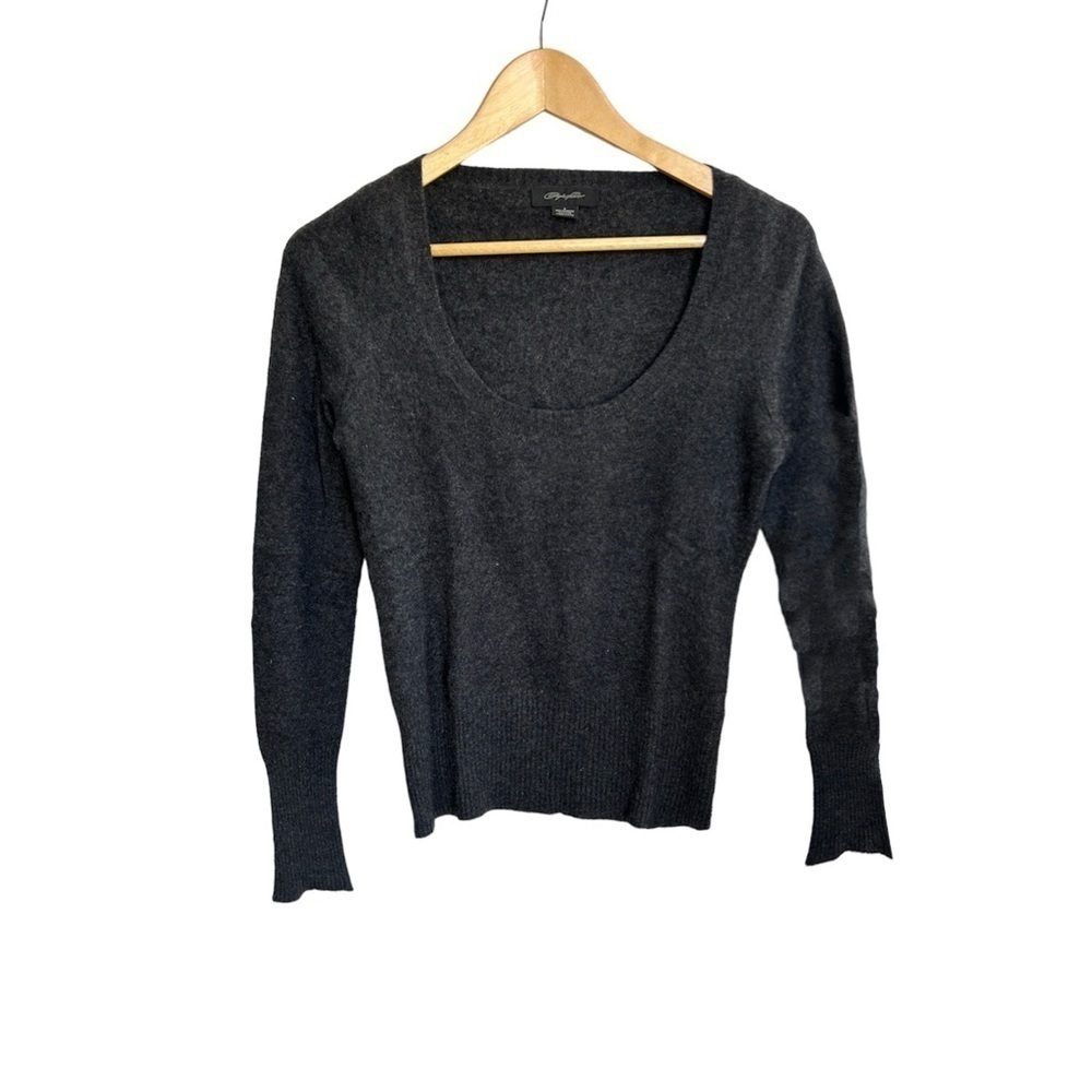 christopher Fischer 100% cashmere sweater grey scoop round neck